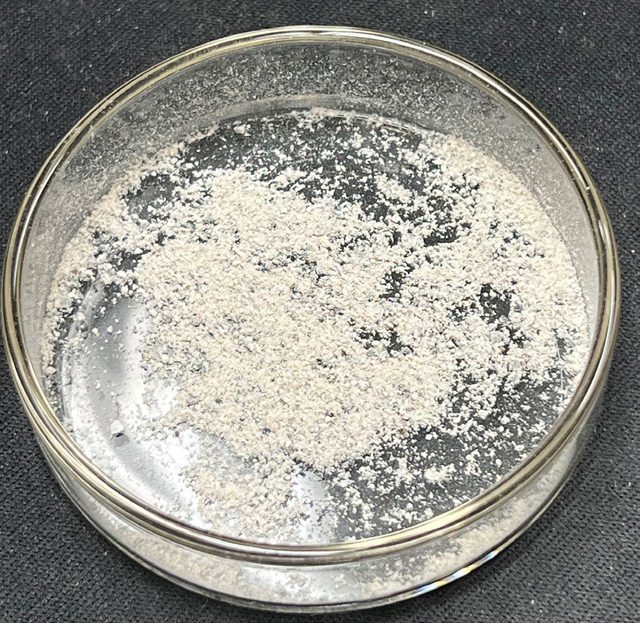 Coal Z-5 after 7 hours of oxygen plasma ashing, light ash